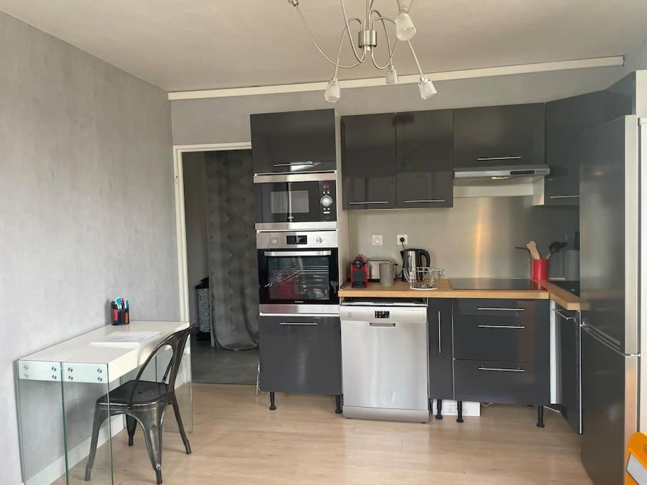 Appartement Lumineux Reims Buitenkant foto